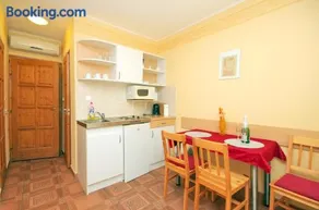 Burg Apartman - Image 3