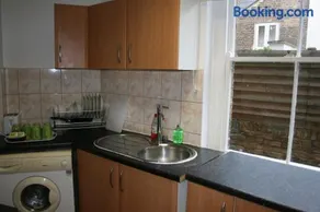 Kensington and Chelsea grand apartment - Image 4