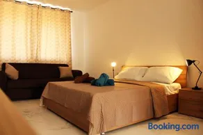 Dylan Deluxe Homes - Bahar Stays - Image 5