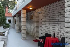 Apartments Lile - Image 1