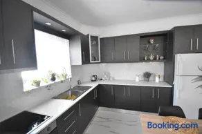 Anesis Apartment - Image 2