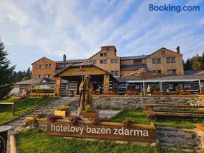 Horský hotel Kolínská bouda - Image 1