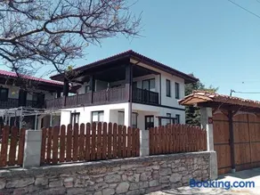 Поповата къща - Image 2