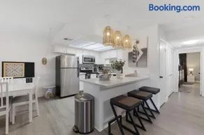 Summerlin Vegas Pool Condo w/ Hot Tub & Games - Image 3