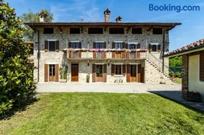 Villa Harmonia - Luxury Rooms - Dormelletto - Arona - By Guestaly - Image 2