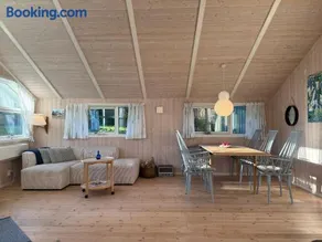 Inviting Summer House On Scenic Røsnæs - Image 2