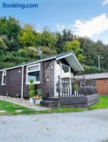 No. 4 Sunny Lodge By The Sea - Image 1