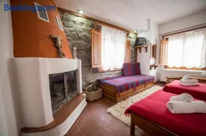 Πατρικό ολόκληρος ξενώνας entire stone guesthouse - Image 3