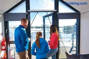 Driftwood Lodge - On Water Glamping at Ballyronan Marina - Image 5