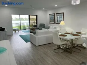 Buttonwood Cove 104B by FVC - Image 4