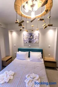 Moonline Maisonettes & Apartments - Image 4