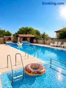 Byala Residence Apartments - Image 1