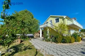 Schönes Ferienhaus mit Pool - Image 1