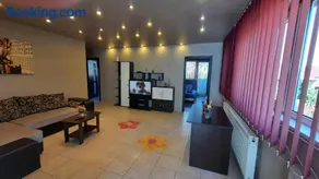 Spacious, modern condo in new villa - sleeps 6 - Image 3