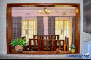 Tranquil villa - Image 3
