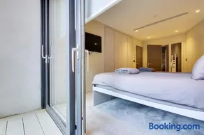Luxury Private Classy Modern Apartment - Sandbanks - Image 4