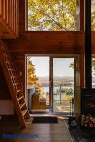 Cabin N1 Les Grand'Pares Lake view Jacuzzi - Image 2