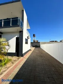 Casa de Hóspedes Villa Nova - Image 2