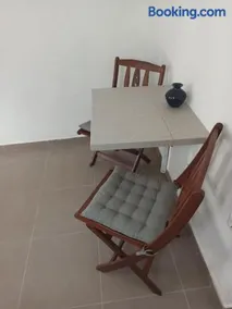 Δίκλινο δωμάτιο Δονούσα με εξαιρετικό μπαλκόνι - Image 2