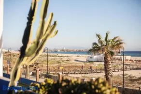 Tarifa Cozy House - Beach Front, Pool, Parking - Image 1