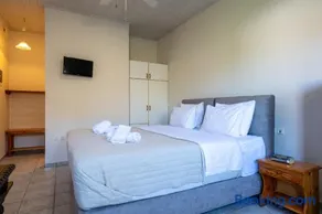 Mythos Suites-Hermes apartment - Image 3