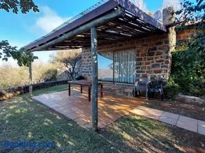 Marks Cottage - Image 2
