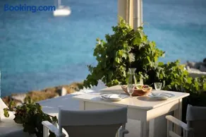 Avali Deluxe Suites - Image 2