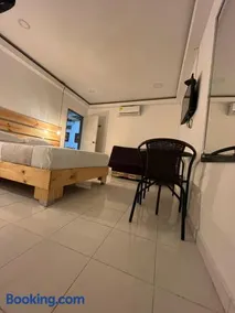Hotel 42 Avenida - Image 2