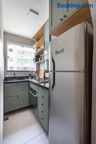 Charming and comfortable, 2 blocks from Leblon beach! - Image 5