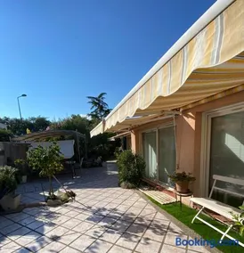 La VILLA DES VACANCES, PARENTHÈSE PROVENCALE - Image 1
