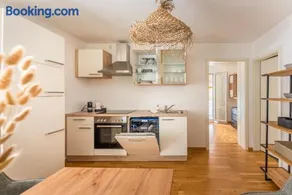 revLIVING Forest Hill Residence Krems-Stein inklusive Parkplatz - Image 5