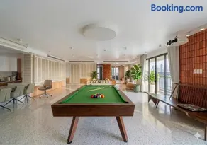 D'Leroi Soleil - Modern Apartment by West Lake - Image 2