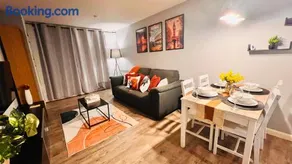 2BR City Centre Skyline Apt - Free secure parking - Image 5