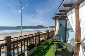 Moon House - Image 5