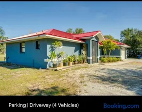 3 minutes away from the beach perfect get away - Image 3