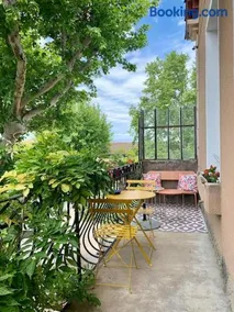 Pleasant Winemaker apartment - Image 1