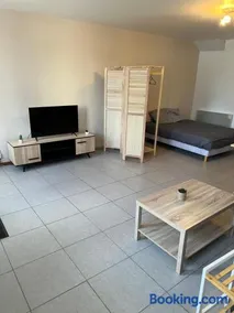 Studio cosy meublé tout confort, Proche centrale, Idéal pros & week-ends - Image 1