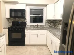 Beach House in Long Branch NJ - Image 2