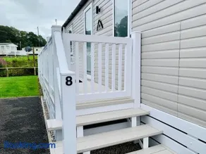2 Bed Lodge Sleeps 6 - Holiday Park Parking Pets - Image 5