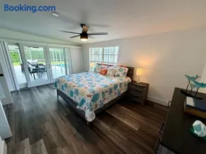 Spacious Family Home w Pool 4BR 3bath Beach nearby - Image 5
