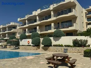 3 bedroom Two bathroom Four balcony 22P 23P penthouse with amazing view roof top - Image 3