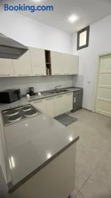 Jasmin Apartment in La Goulette - Image 2