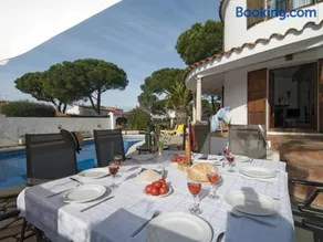 Villa Divina con gran piscina privada en L'Escala - HISP-7-92 - Image 2