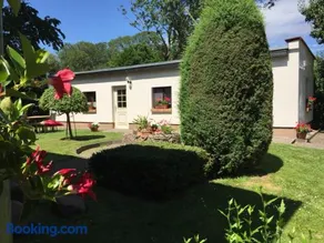 Ferienhaus an der südlichen Boddenküste - Image 1