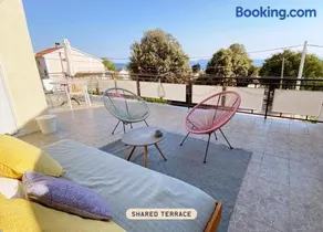 Lukenda Rooms - Cozy Double Rooms with Shared Kitchen & Terrace - Image 2
