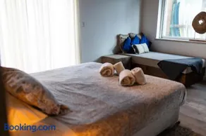 Alex Surf Hostel - Image 1