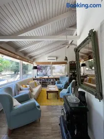 Glykoriza Cottage - Image 2