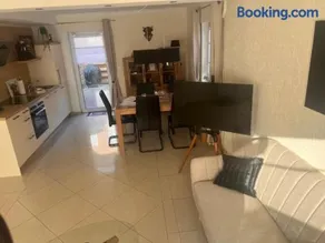Familienfreundliches Ferienhaus mit Garten, Grill und Terrasse | Haustiere erlaubt - Image 3