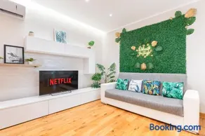 Urban Jungle Santa Rita Family Home - Image 2