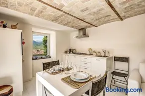 Appartamento di design con vista sui monti - Image 2